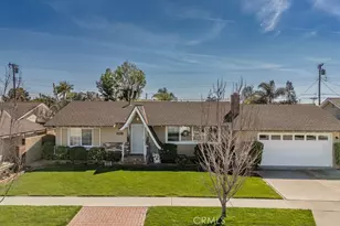 2834 W Keys Ln, Anaheim, CA 92804 - Photo 4