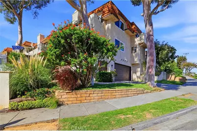 2123 Temple, Signal Hill, CA 90755 - Photo 2
