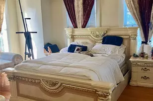 1070 S Wilton Pl, Los Angeles, CA 90019 - Photo 6