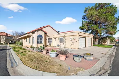 11620 Locust, Apple Valley, CA 92308 - Photo 4