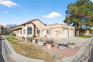 11620 Locust, Apple Valley, CA 92308 - Photo 4