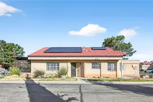 11620 Locust, Apple Valley, CA 92308 - Photo 1