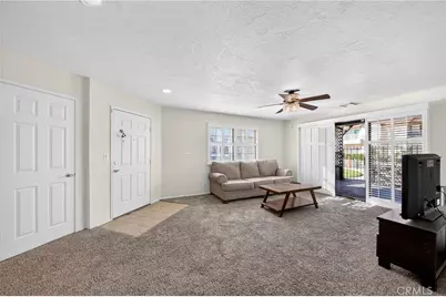 11620 Locust, Apple Valley, CA 92308 - Photo 10