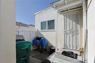 410 E 60th St, Long Beach, CA 90805 - Photo 24