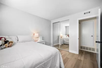 20326 Gardenia Drive, Huntington Beach, CA 92646 - Photo 20