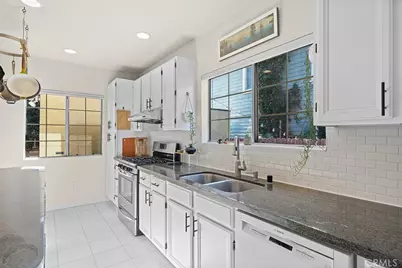 337 Temple Ave, Long Beach, CA 90814 - Photo 18
