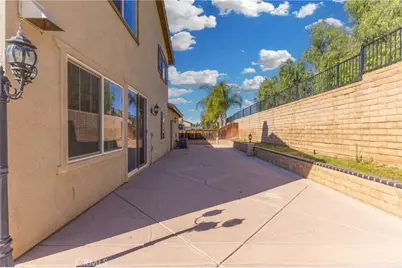 27212 Golden Field Court, Moreno Valley, CA 92555 - Photo 60