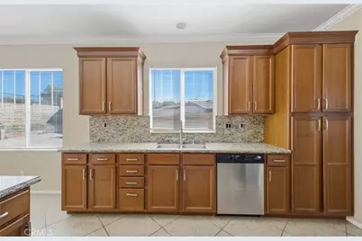 27212 Golden Field Court, Moreno Valley, CA 92555 - Photo 28