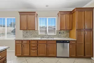 27212 Golden Field Ct, Moreno Valley, CA 92555 - Photo 28