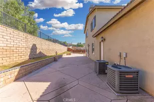 27212 Golden Field Ct, Moreno Valley, CA 92555 - Photo 54