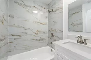 217 43rd, Manhattan Beach, CA 90266 - Photo 14