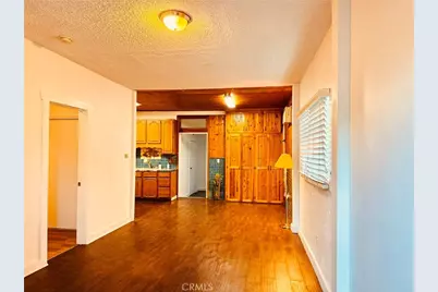 260 E South Street, Long Beach, CA 90805 - Photo 1