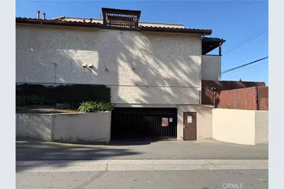 7735 Newman Avenue #104, Huntington Beach, CA 92647 - Photo 4