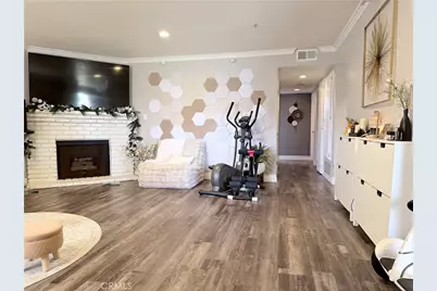 7735 Newman Avenue #104, Huntington Beach, CA 92647 - Photo 2