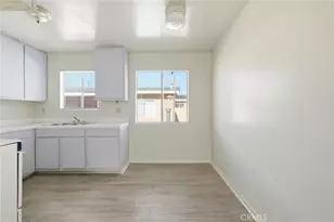 826 Gaviota, Long Beach, CA 90813 - Photo 22