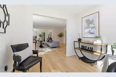 12317 Navy Street, Los Angeles, CA 90066 - Photo 10