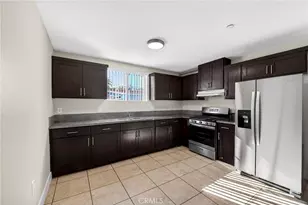 8711 McKinley Pl, Los Angeles, CA 90002 - Photo 8