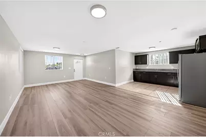 8711 McKinley Place, Los Angeles, CA 90002 - Photo 14