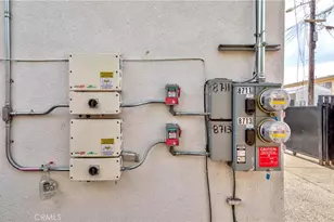 8711 McKinley Pl, Los Angeles, CA 90002 - Photo 20