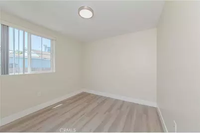 8711 McKinley Place, Los Angeles, CA 90002 - Photo 10