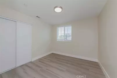 8711 McKinley Place, Los Angeles, CA 90002 - Photo 24