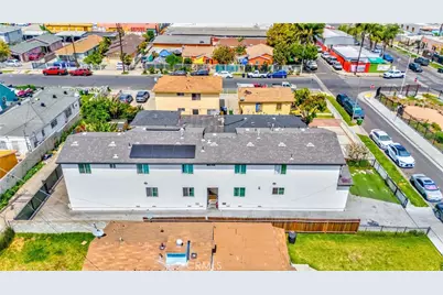 8711 McKinley Place, Los Angeles, CA 90002 - Photo 24