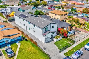 8711 McKinley Pl, Los Angeles, CA 90002 - Photo 6