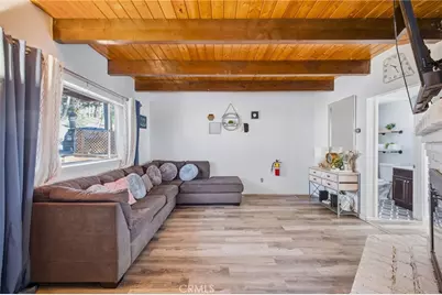 33061 Bluebird, Running Springs, CA 92382 - Photo 4