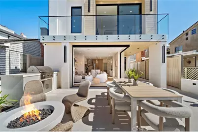 612 Begonia, Corona del Mar, CA 92625 - Photo 2
