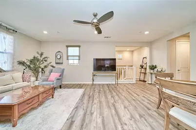 101 Trailblaze, Irvine, CA 92618 - Photo 12