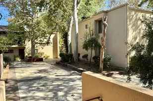 18350 Hatteras Street, Tarzana, CA 91356 - Photo 24