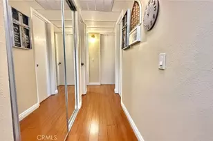 18350 Hatteras Street, Tarzana, CA 91356 - Photo 14