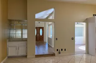 3834 N Silver Tree Ct, Rialto, CA 92377 - Photo 20