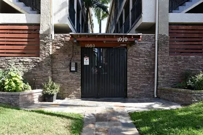 1070 Temple Avenue, Long Beach, CA 90804 - Photo 18