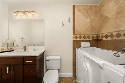 11701 Blackthorn, Orange, CA 92869 - Photo 34