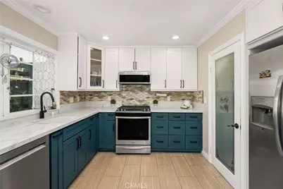 11701 Blackthorn, Orange, CA 92869 - Photo 20