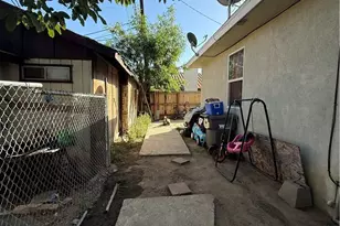 221 S Howard St, Corona, CA 92879 - Photo 8