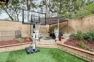 2 Dos Rios, Irvine, CA 92602 - Photo 38