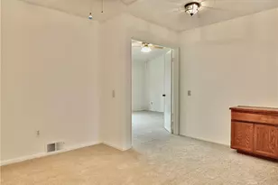 3019 Glenbrook, Carlsbad, CA 92010 - Photo 18