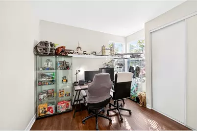 1099 S San Marino, Anaheim, CA 92808 - Photo 10