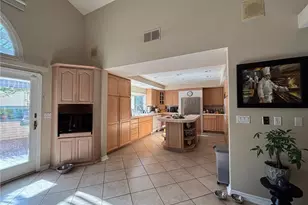 715 N Lariat, Long Beach, CA 90815 - Photo 6