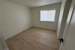 16854 Sholic St, Victorville, CA 92395 - Photo 6