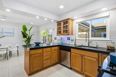 11912 Verbena Court, Fountain Valley, CA 92708 - Photo 10