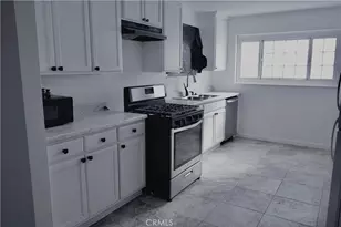 755 W Holguin, Lancaster, CA 93534 - Photo 4