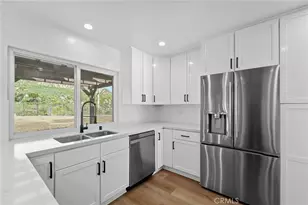 13047 Garris, Granada Hills, CA 91344 - Photo 10