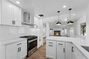 13047 Garris, Granada Hills, CA 91344 - Photo 8