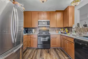 1381 S Walnut, Anaheim, CA 92802 - Photo 6