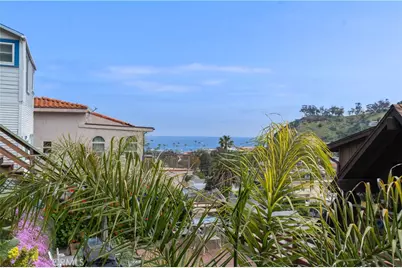 358 Metropole Avenue, Avalon, CA 90704 - Photo 22