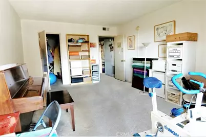 1745 Camino Palmero #440, Los Angeles, CA 90046 - Photo 4