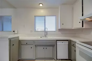 6998 Lennox Ave, Yucca Valley, CA 92284 - Photo 4